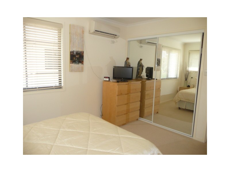 2/41 Creekside Esp, Cooloola Cove QLD 4580