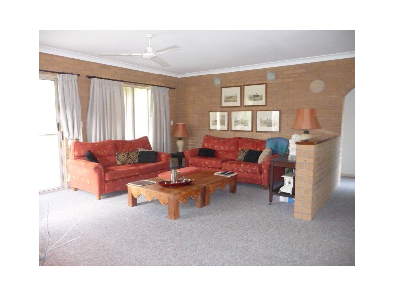 4 Enterprise Ct, Cooloola Cove QLD 4580