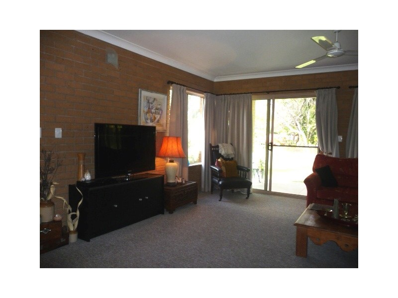 4 Enterprise Ct, Cooloola Cove QLD 4580