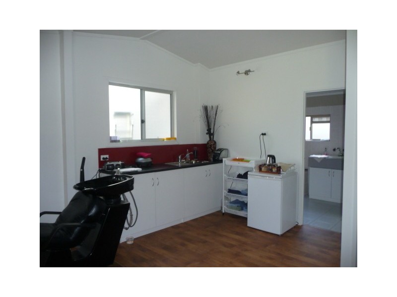 4 Enterprise Ct, Cooloola Cove QLD 4580