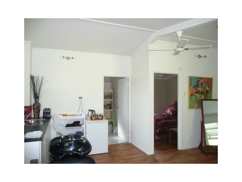 4 Enterprise Ct, Cooloola Cove QLD 4580
