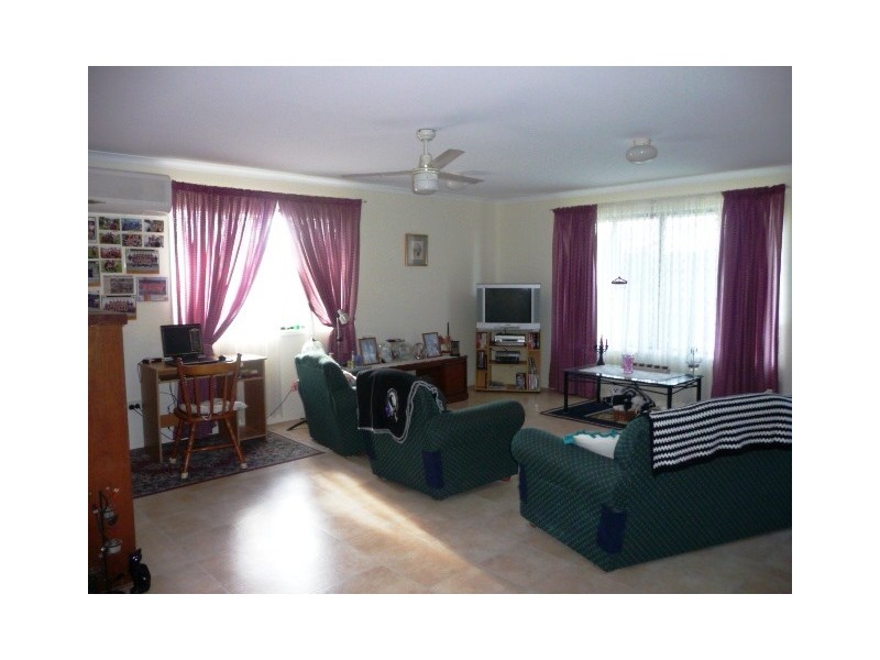 12 Dreadnought Ave, Cooloola Cove QLD 4580