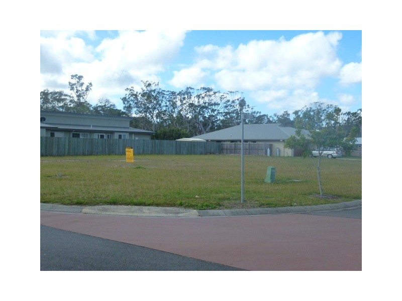 17 Sanctuary way, Cooloola Cove QLD 4580
