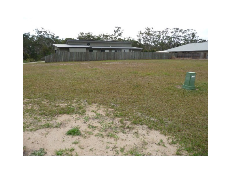 17 Sanctuary way, Cooloola Cove QLD 4580
