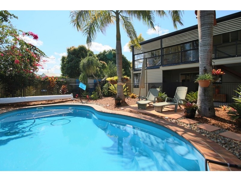 4 Victory Court, Cooloola Cove QLD 4580