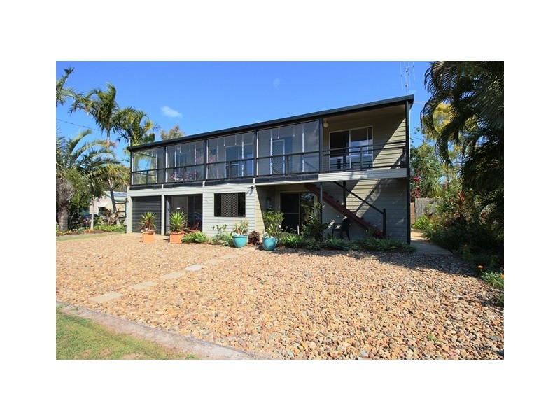 4 Victory Court, Cooloola Cove QLD 4580