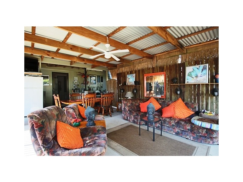 4 Victory Court, Cooloola Cove QLD 4580