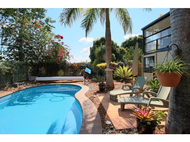 4 Victory Court, Cooloola Cove QLD 4580