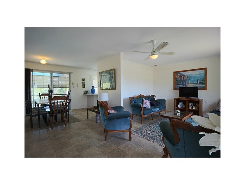 4 Victory Court, Cooloola Cove QLD 4580