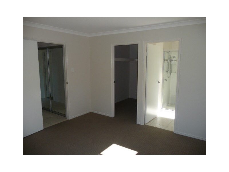 19 Habitat Cct, Cooloola Cove QLD 4580