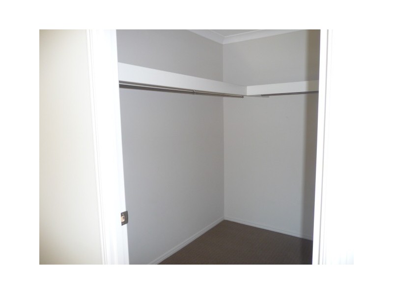 19 Habitat Cct, Cooloola Cove QLD 4580