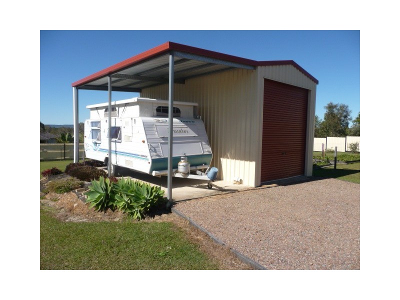 11 Endurance Ave, Cooloola Cove QLD 4580