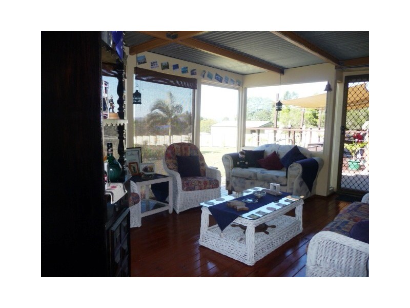 11 Endurance Ave, Cooloola Cove QLD 4580