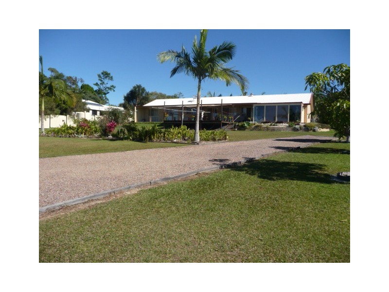 11 Endurance Ave, Cooloola Cove QLD 4580