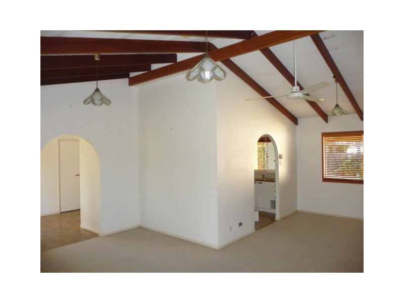 4 Sterling Castle Rd, Tin Can Bay QLD 4580