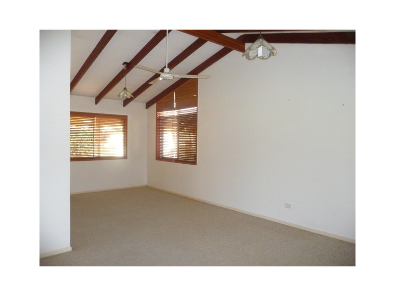 4 Sterling Castle Rd, Tin Can Bay QLD 4580