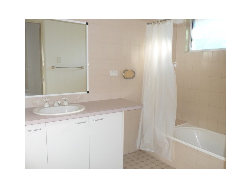 4 Sterling Castle Rd, Tin Can Bay QLD 4580