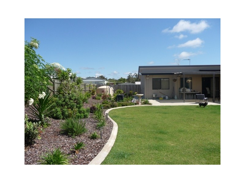 36 Creekside Esp, Cooloola Cove QLD 4580