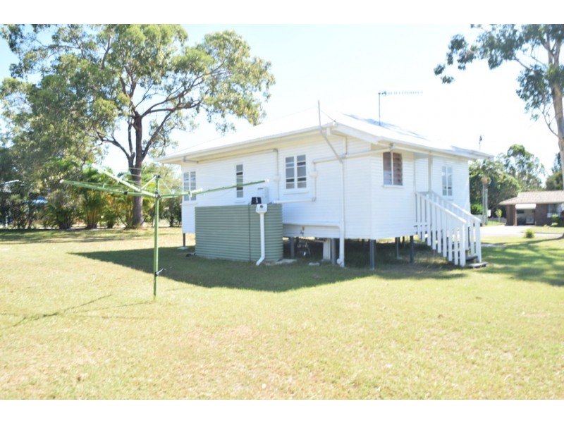 8 Doric Ct, Cooloola Cove QLD 4580