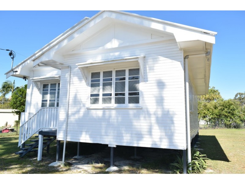 8 Doric Ct, Cooloola Cove QLD 4580