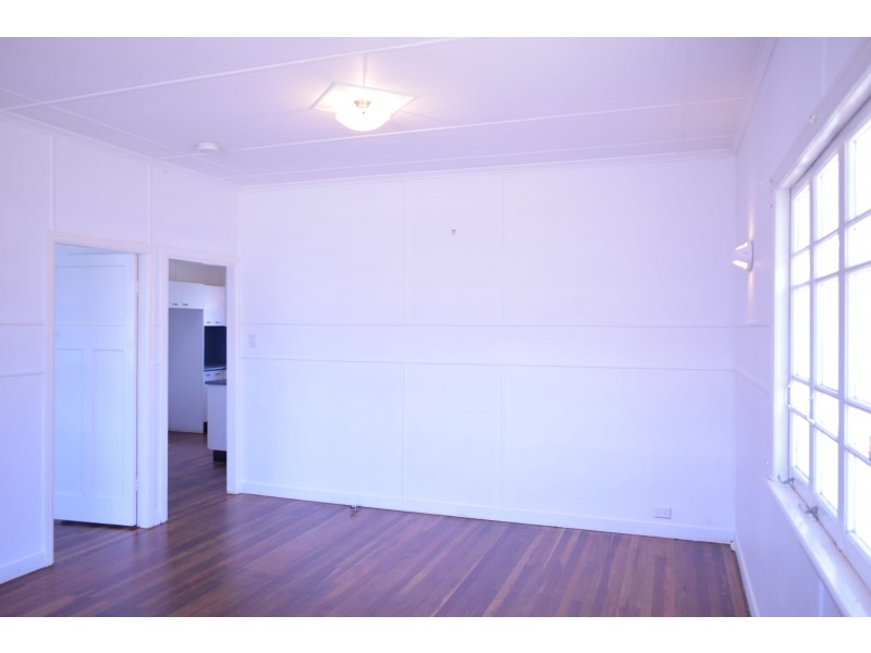 8 Doric Ct, Cooloola Cove QLD 4580