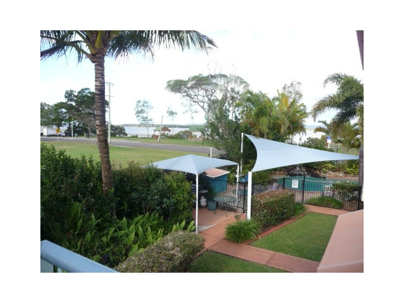 Unit 9/40 Esplanade, Tin Can Bay QLD 4580