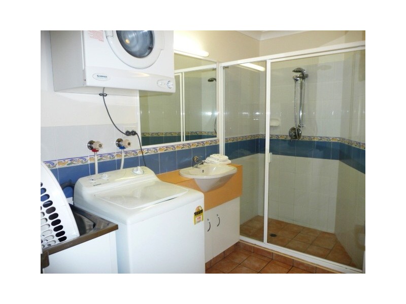 Unit 9/40 Esplanade, Tin Can Bay QLD 4580