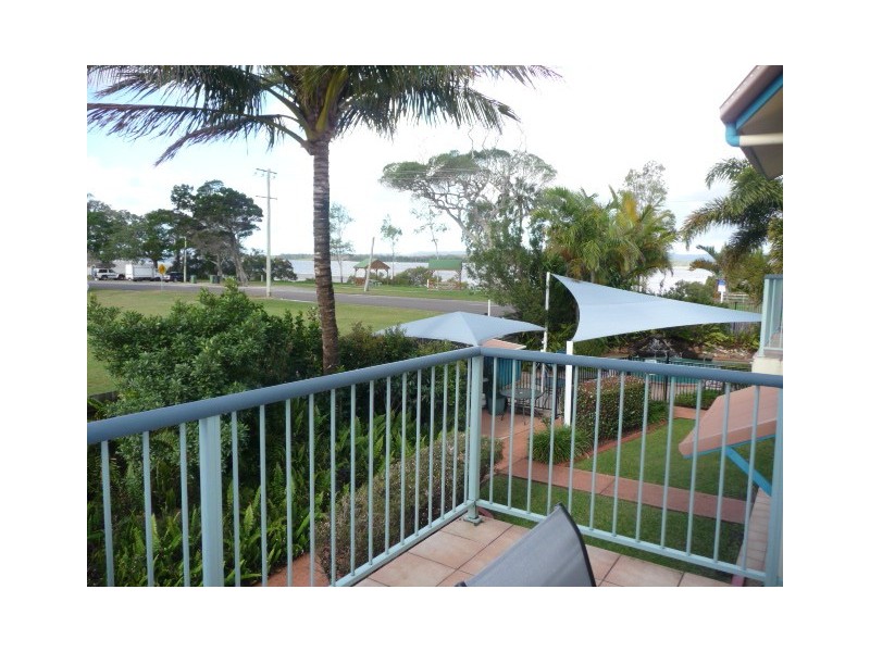 Unit 9/40 Esplanade, Tin Can Bay QLD 4580
