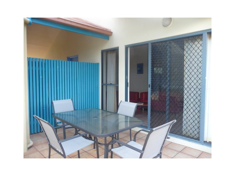 Unit 9/40 Esplanade, Tin Can Bay QLD 4580