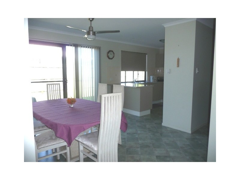 21 Mariposa Pl, Cooloola Cove QLD 4580