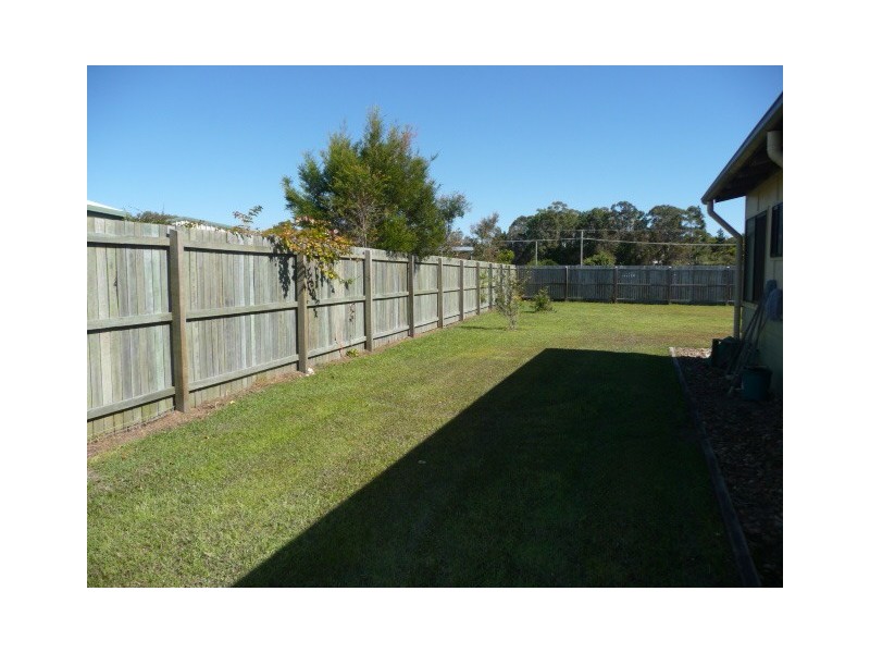 21 Mariposa Pl, Cooloola Cove QLD 4580