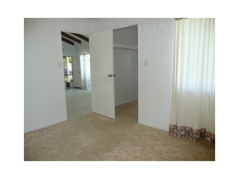 20 Tom Thumb Ct, Cooloola Cove QLD 4580