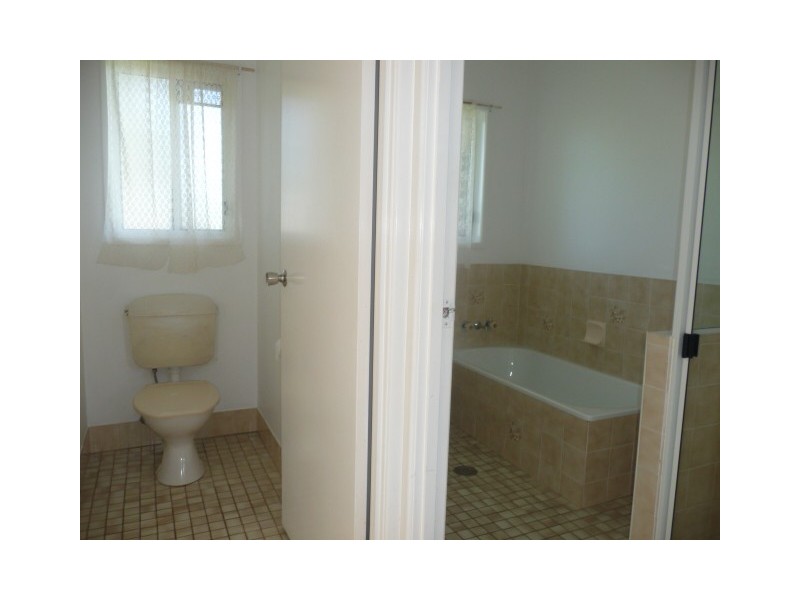 20 Tom Thumb Ct, Cooloola Cove QLD 4580