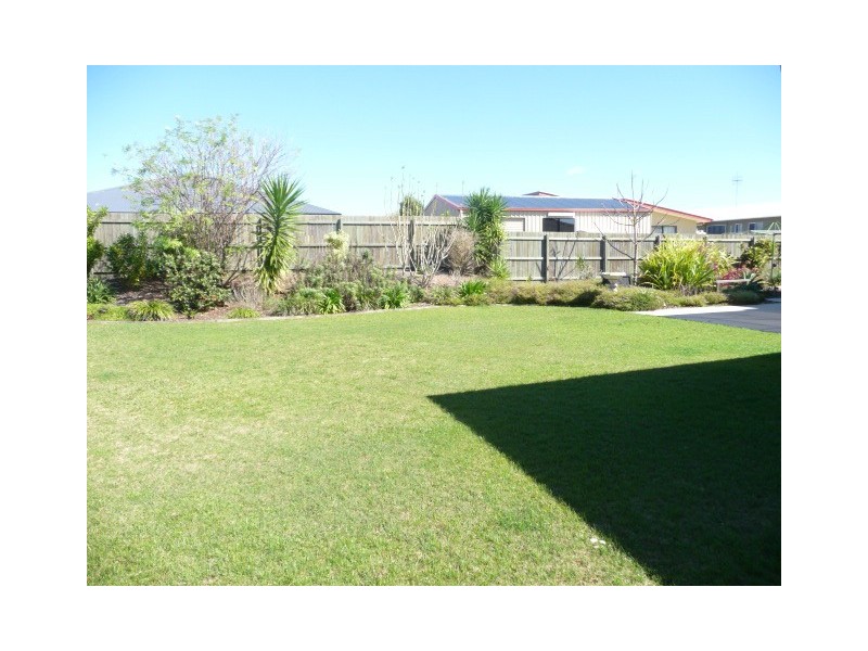 36 Creekside Esp, Cooloola Cove QLD 4580