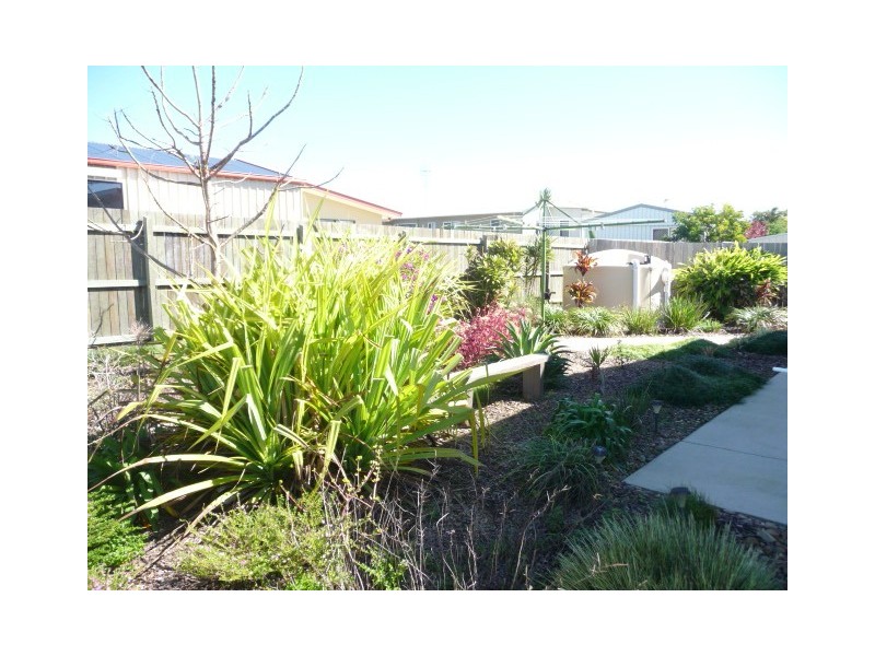 36 Creekside Esp, Cooloola Cove QLD 4580