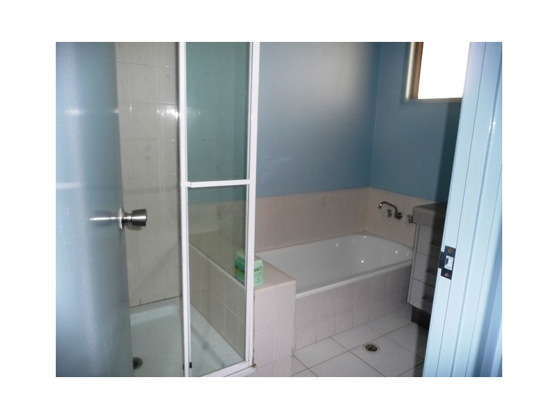 24 Discovery Drive, Cooloola Cove QLD 4580