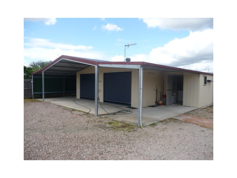 32 Canberra Avenue, Cooloola Cove QLD 4580