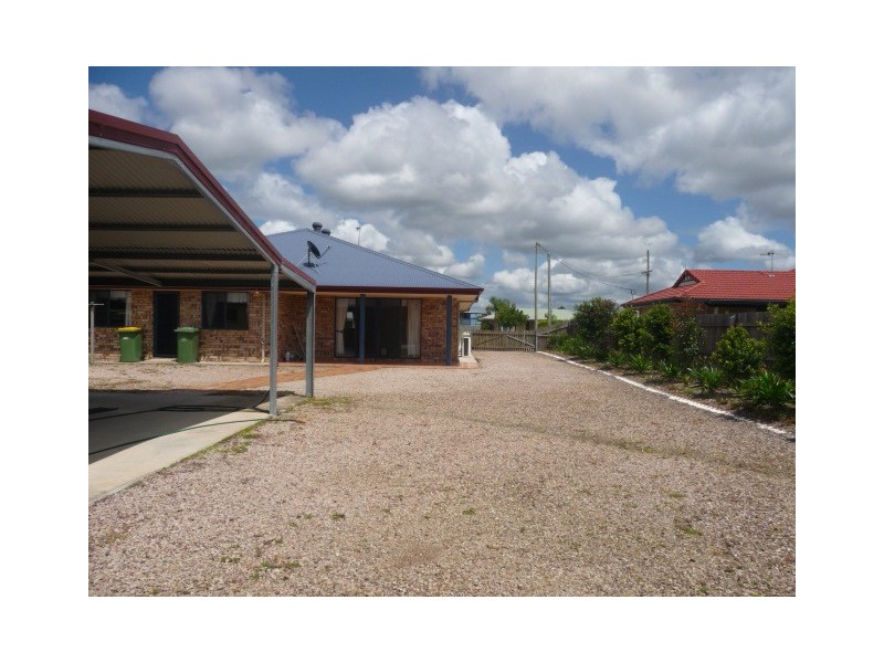 32 Canberra Avenue, Cooloola Cove QLD 4580