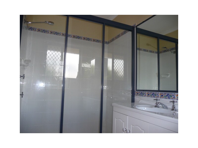 32 Canberra Avenue, Cooloola Cove QLD 4580