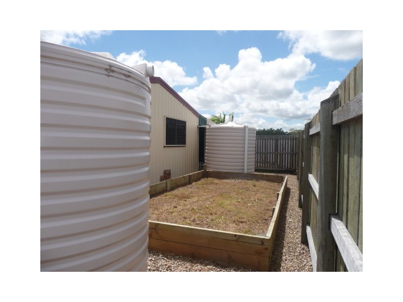 32 Canberra Avenue, Cooloola Cove QLD 4580