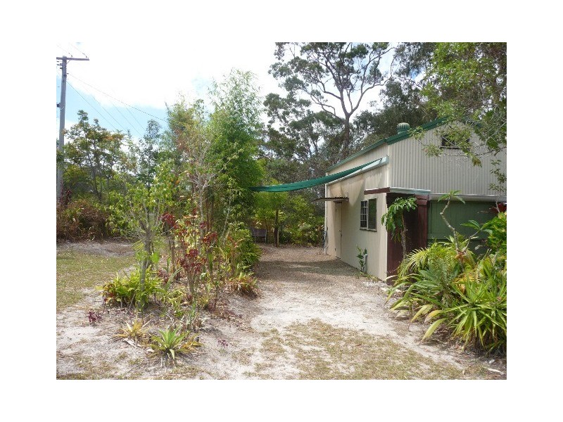 30 Seawitch Cres, Cooloola Cove QLD 4580