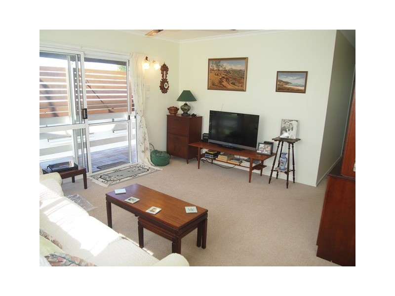 22 Tailor St, Tin Can Bay QLD 4580