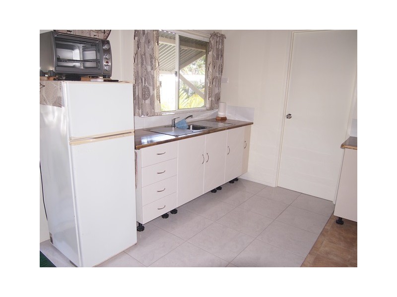 22 Tailor St, Tin Can Bay QLD 4580