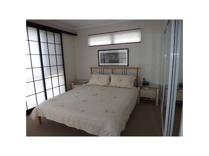 2/43 Creekside Esp, Cooloola Cove QLD 4580