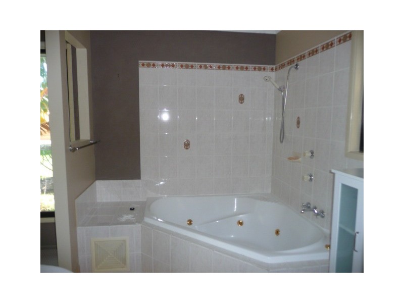 38 Endurance Ave, Cooloola Cove QLD 4580