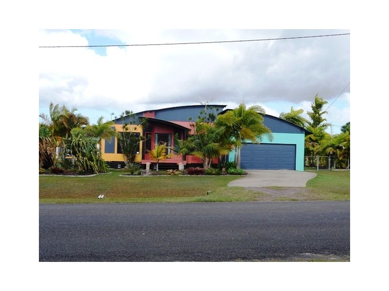 36 Mauretania Avenue, Cooloola Cove QLD 4580