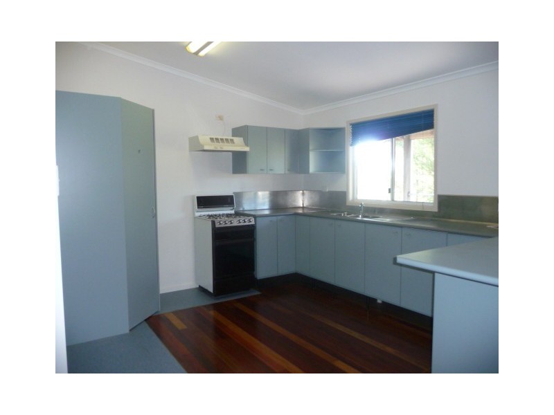 52 Ark Royal Dr, Cooloola Cove QLD 4580