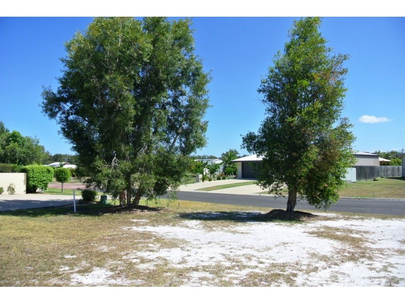 44 Sterling Castle Road, Tin Can Bay QLD 4580