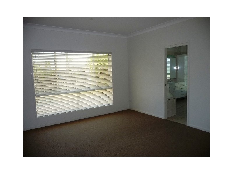 25 ELANDA CRT, Tin Can Bay QLD 4580