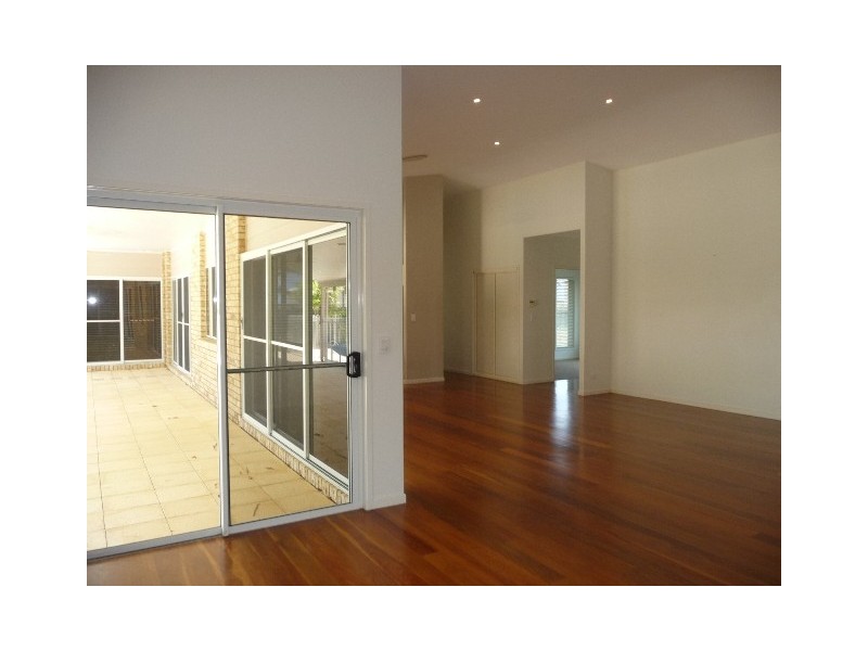 25 ELANDA CRT, Tin Can Bay QLD 4580